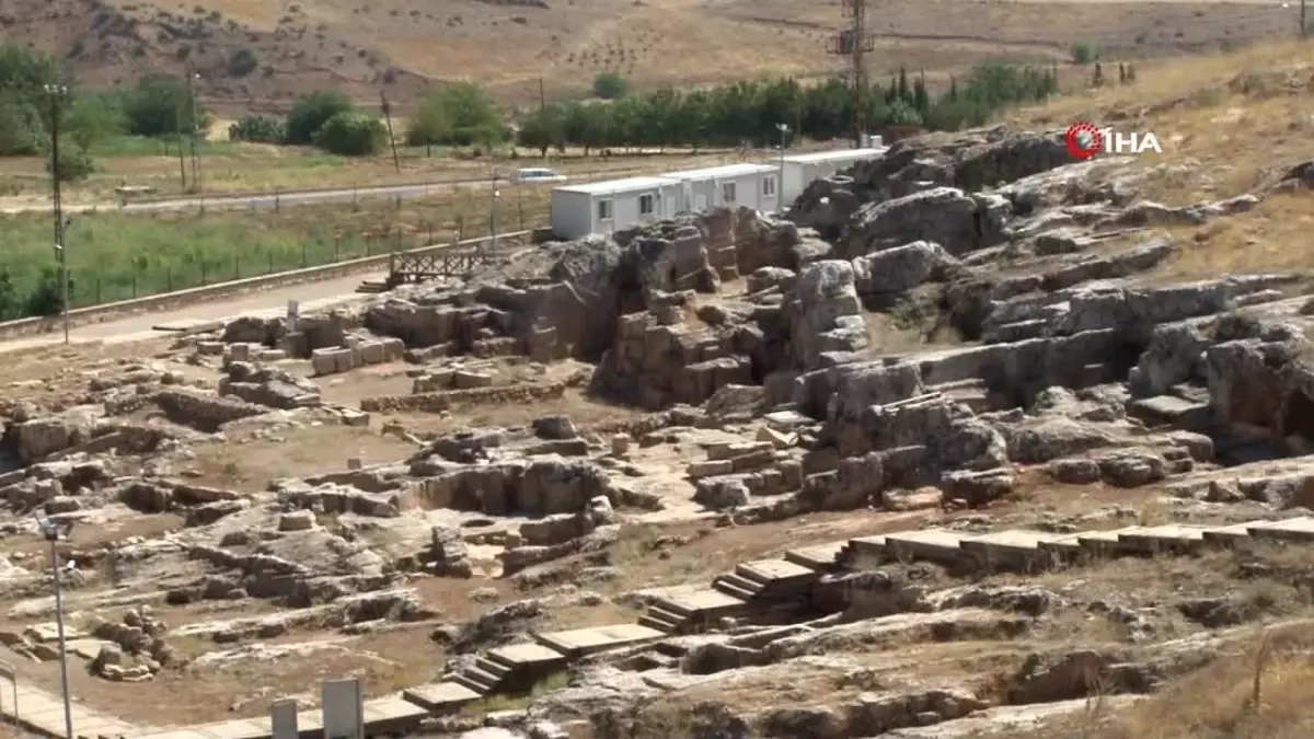 Perre Antik Kent’te 40 Yıl Sonra Tarihi Eserler Sergileniyor