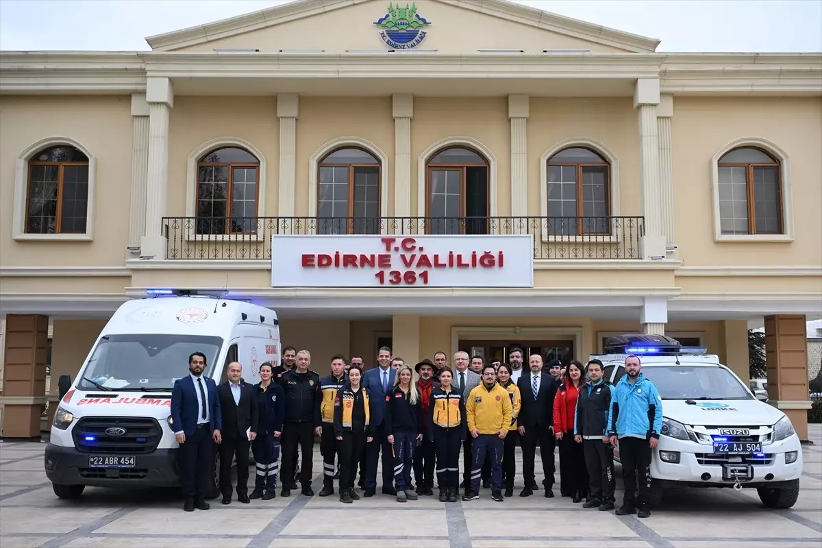 Edirne’de ‘Fermuar Sistemi’ Kampanyası Tanıtıldı