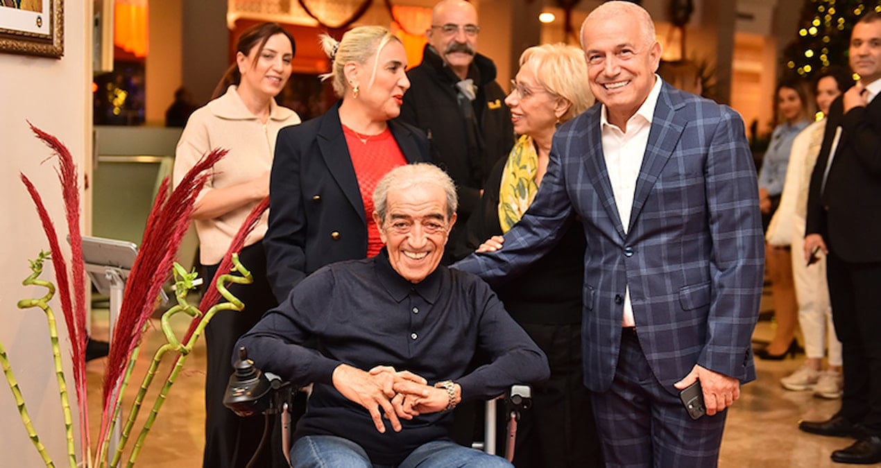 Hayatını kaybeden Edip Akbayram’ın ailesiyle son görüntüleri ortaya çıktı