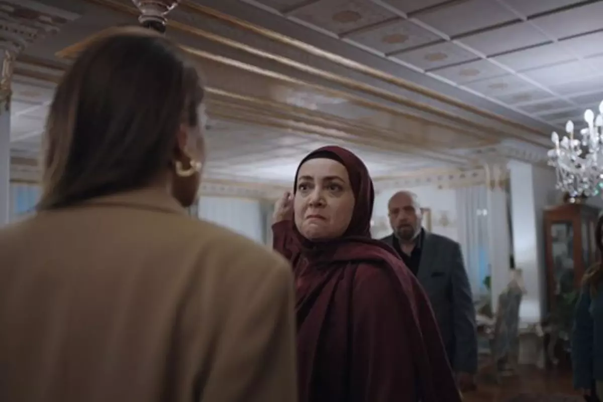 Kızılcık Şerbeti’nde başrol vedası! Ünlü isim diziden ayrılıyor