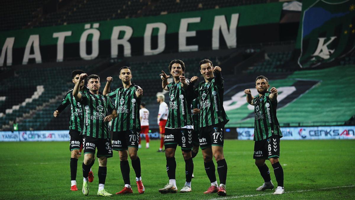 Spor camiasından Kocaelispor’a tebrik